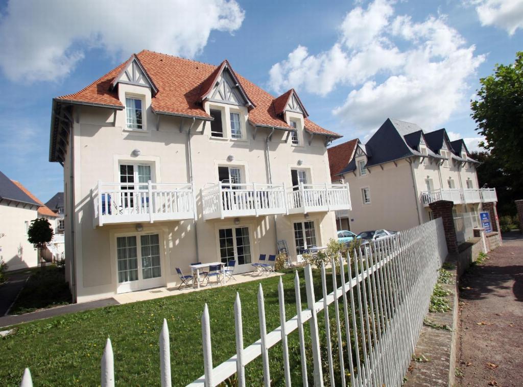Apart-hotel Odalys Le Domaine Des Dunettes 3*